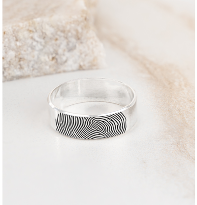 Gegraveerde sieraden Check Tanja> Men's Ring with Fingerprint 5 mm | Silver