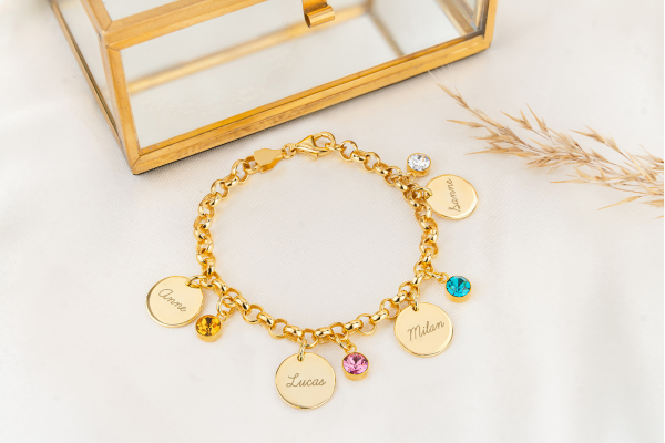 Bedelarmband jasseron met namen en geboortestenen