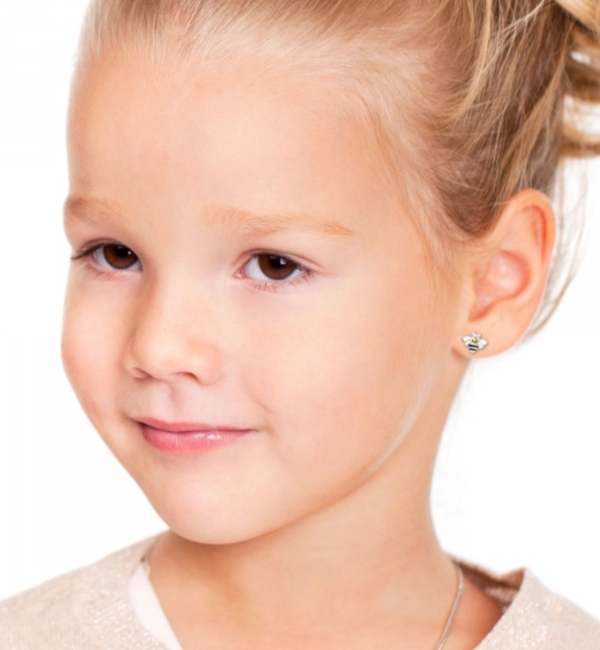 KAYA sieraden Silver children’s earrings ‘Bee with Crystals’