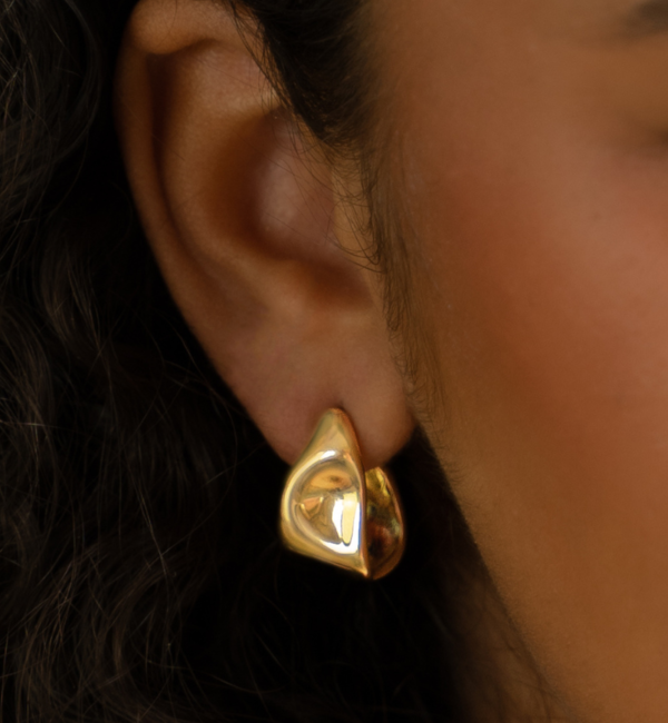 KAYA sieraden Bold Oorringen Open Ovaal  |  Stainless Steel Goud