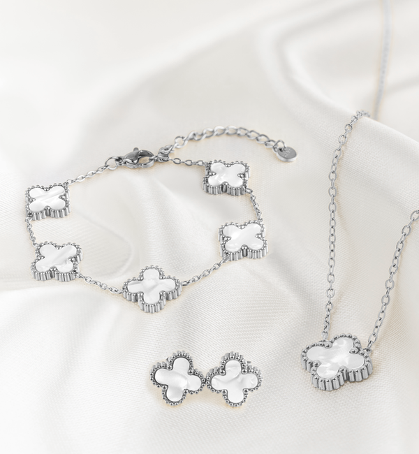 KAYA sieraden Clover Jewelry Set | Mother of Pearl