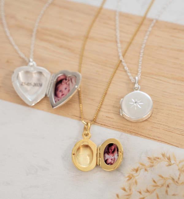 Gegraveerde sieraden Foto voor in Medaillon