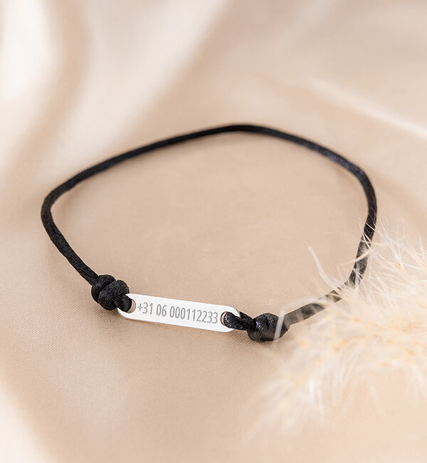 KAYA sieraden Jongens armband Satijn Gravure I Zwart