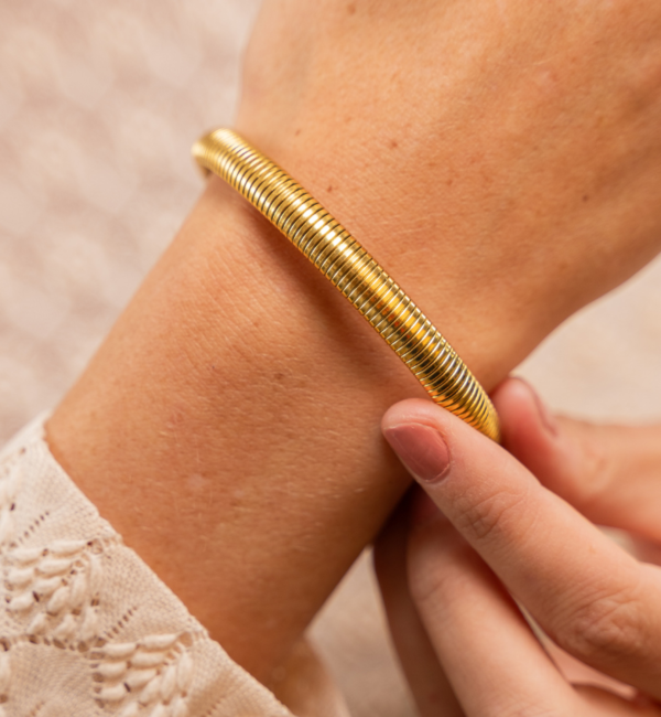 KAYA sieraden Bangle met Stretch 'Gold & Bold' | Stainless Steel Goud