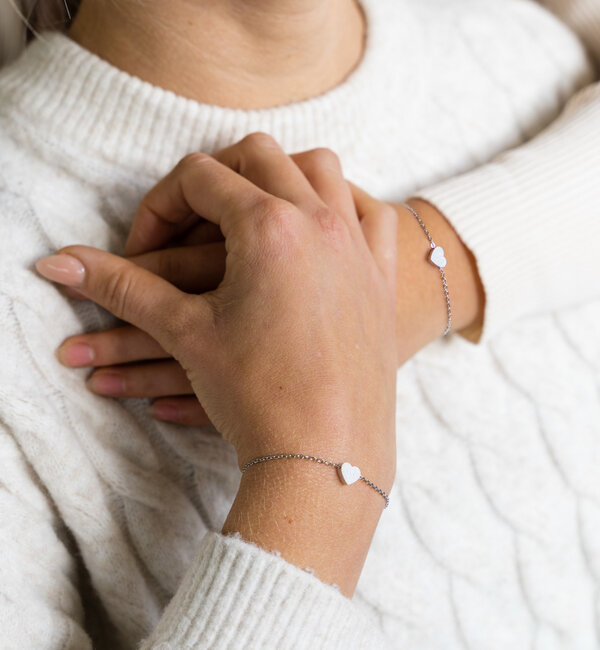 KAYA sieraden Kinderarmband met Letter 'Lovely'  Stainless Steel