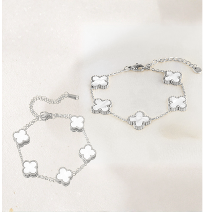 KAYA sieraden Mother and Daughter Clover Bracelet Set White | Stainless Steel
