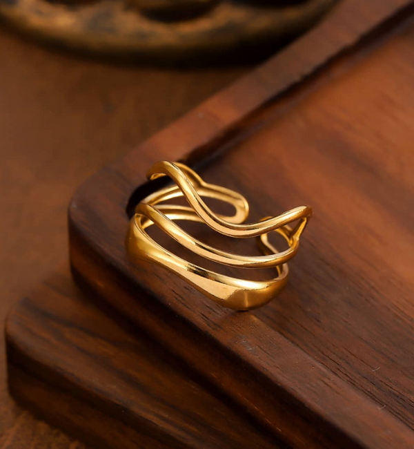 KAYA sieraden  Adjustable Statement Ring Triple Waves | Stainless Steel