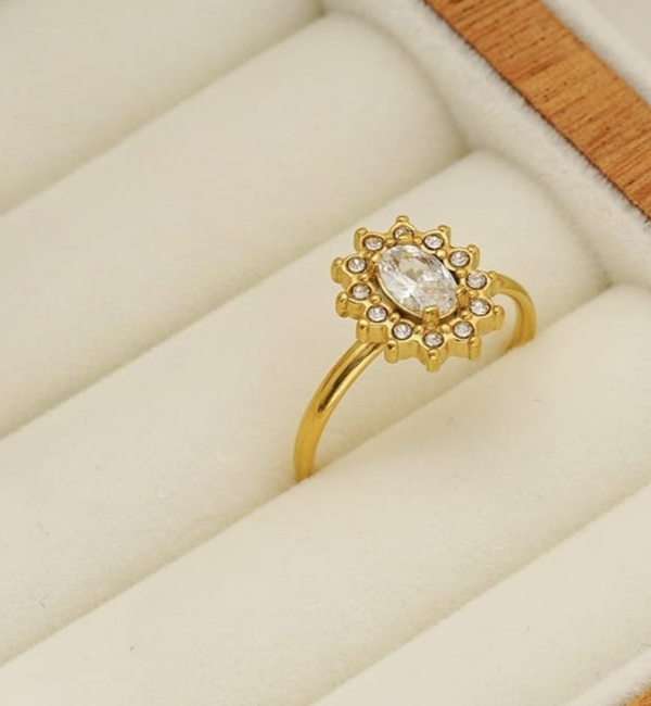 KAYA sieraden  Adjustable Ring Bloom with Crystals | Stainless Steel