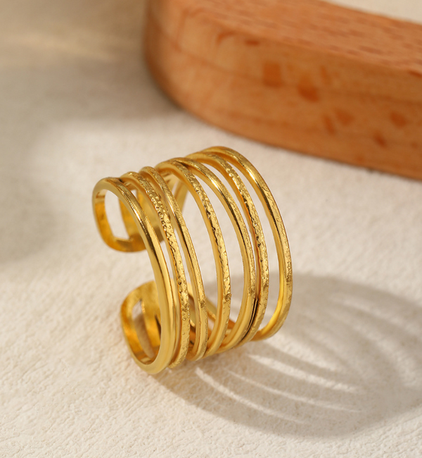 KAYA sieraden  Adjustable Statement ring Curve | Stainless Steel   - Copy