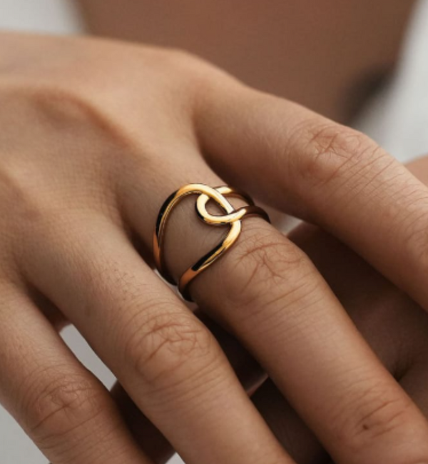 KAYA sieraden  Adjustable Statement Ring with Loop | Stainless Steel