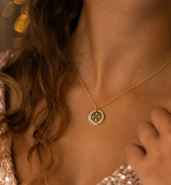 KAYA sieraden Personalized necklace with initials ‘Olivia’