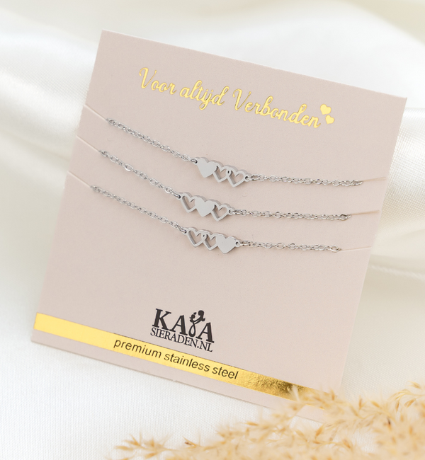 KAYA sieraden 3 Zussen Armbanden Set met Drie kleine Hartjes