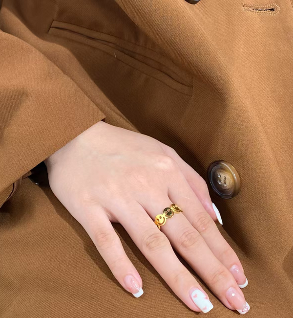 KAYA sieraden  Adjustable Smiley Ring | Stainless Steel