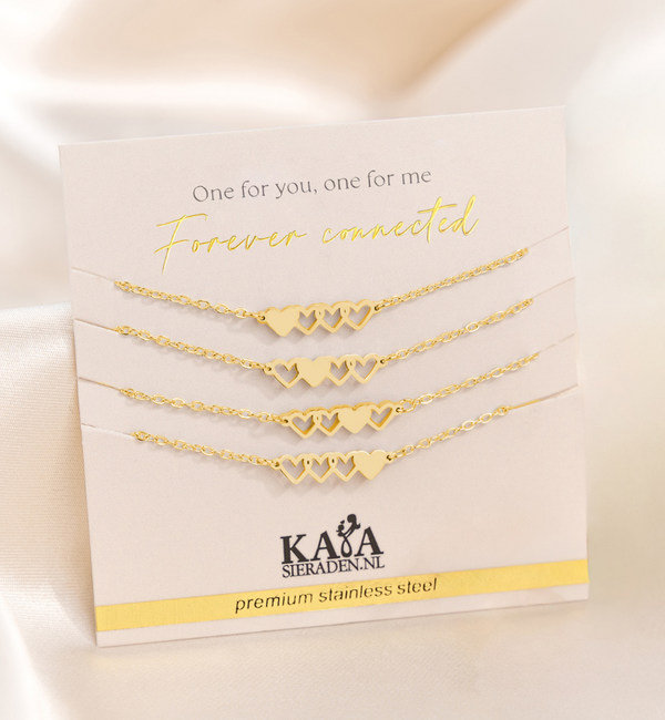 KAYA sieraden Girlfriends bracelets set four hearts | Stainless Steel