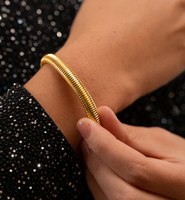 KAYA sieraden Bangle with Stretch 'Gold & Bold' | Stainless Steel Gold