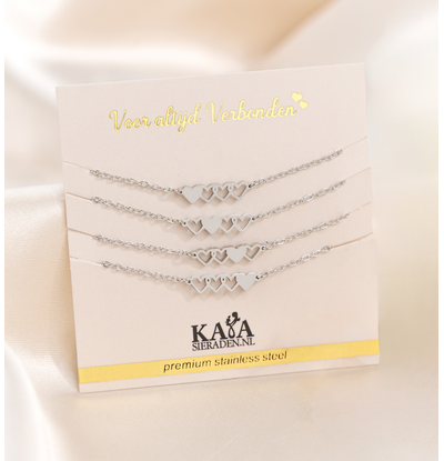 KAYA sieraden Girlfriends bracelets set four hearts