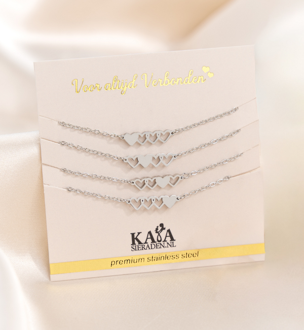 KAYA sieraden Girlfriends bracelets set four hearts | Stainless Steel
