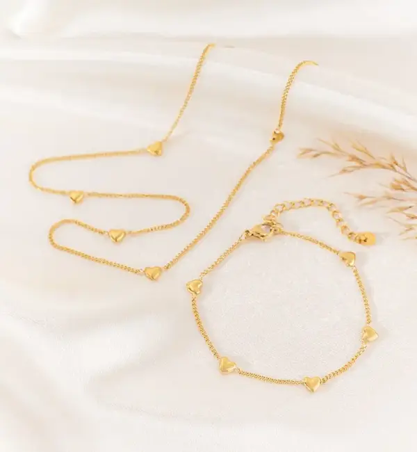 KAYA sieraden Valentine’s set necklace and bracelet ‘Little Hearts’ | Stainless Steel