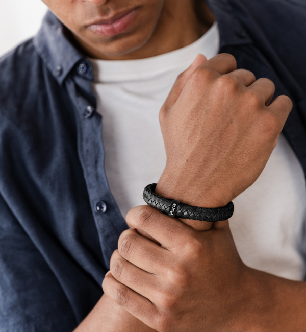 KAYA sieraden Herenarmband Leer Rock My World Zwart  | 1 Naam