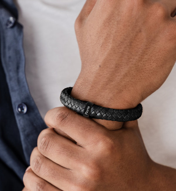 Sieraden Boys bracelet with name Leather Â´Rock My WorldÂ´ | Black