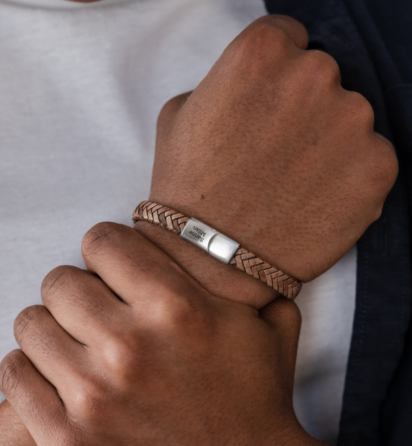 KAYA sieraden Boys' Braided Leather Bracelet with Engraving