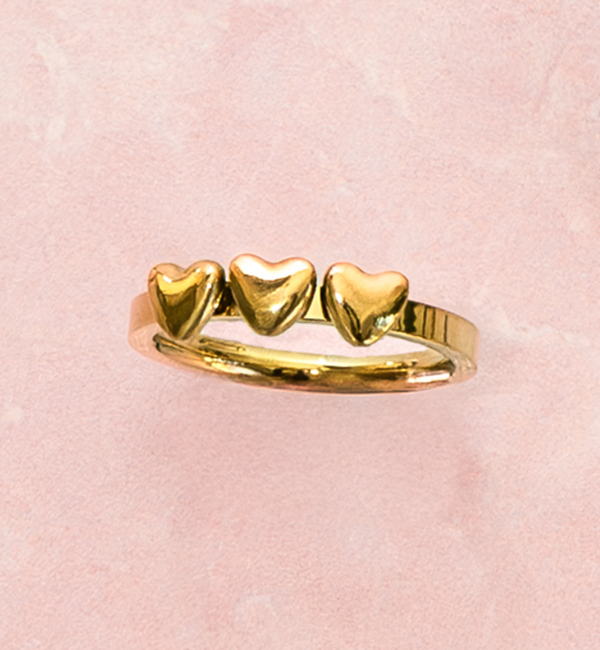 KAYA sieraden Ring met 3 Hartjes | Stainless Steel