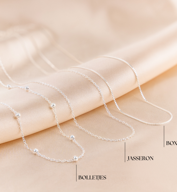 KAYA sieraden  Ketting met 2 Namen Beaded Disc