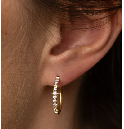 KAYA sieraden Check Tanja> Shiny hoop earrings with stones 14mm