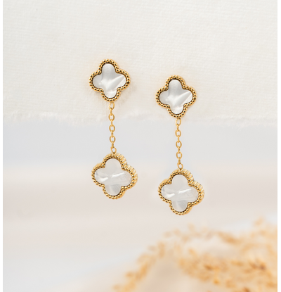 KAYA sieraden Oorhangers Klaver Parelmoer | Stainless Steel