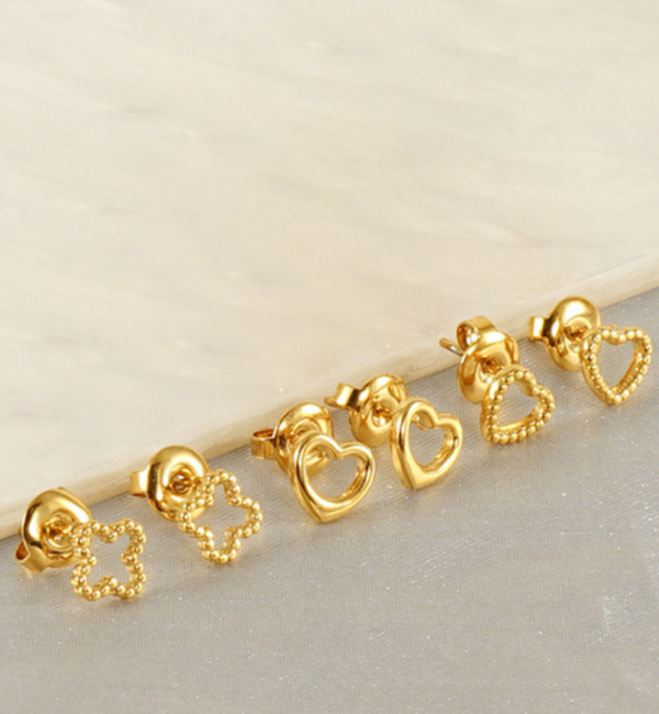 KAYA sieraden Oorbellen beaded hartjes goud |  Stainless Steel