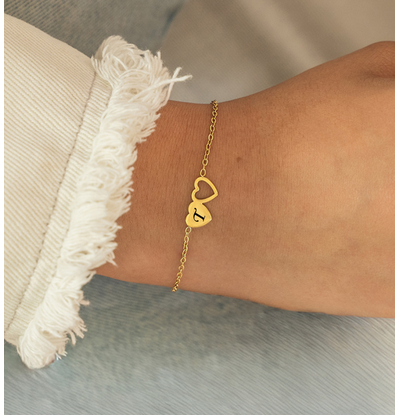 KAYA sieraden Bracelet Two Hearts with Initial | Stainless Steel