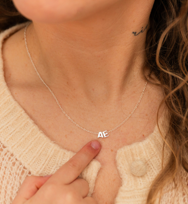 KAYA sieraden Letter Necklace with 2 initials