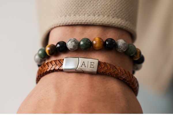 Heren armbandenset edelsteen en leer met gravure