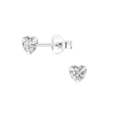 KAYA sieraden Minimalistische Studs met Kristal Hartje
