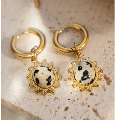 KAYA sieraden Earrings with Natural Stone Pendant