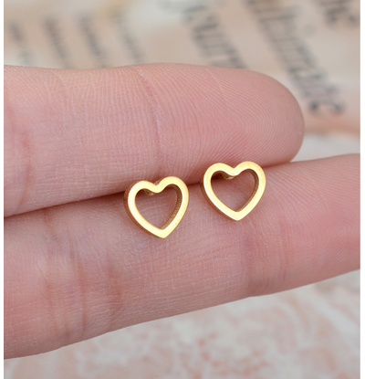 KAYA sieraden Minimalist Studs Open Heart