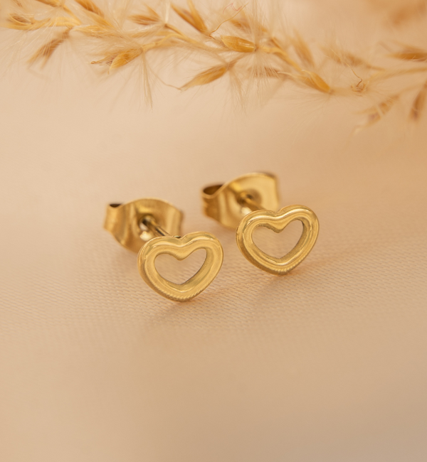 KAYA sieraden Studs with Open Heart | Stainless Steel Gold  - Copy