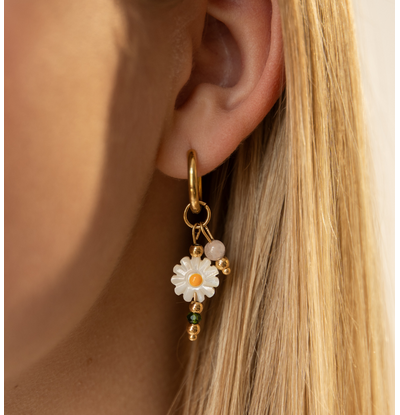 KAYA sieraden Botanical Oorringen met Bloem en Kralen