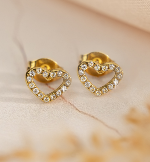 KAYA sieraden Studs Open Hartje met Kristallen | Stainless Steel