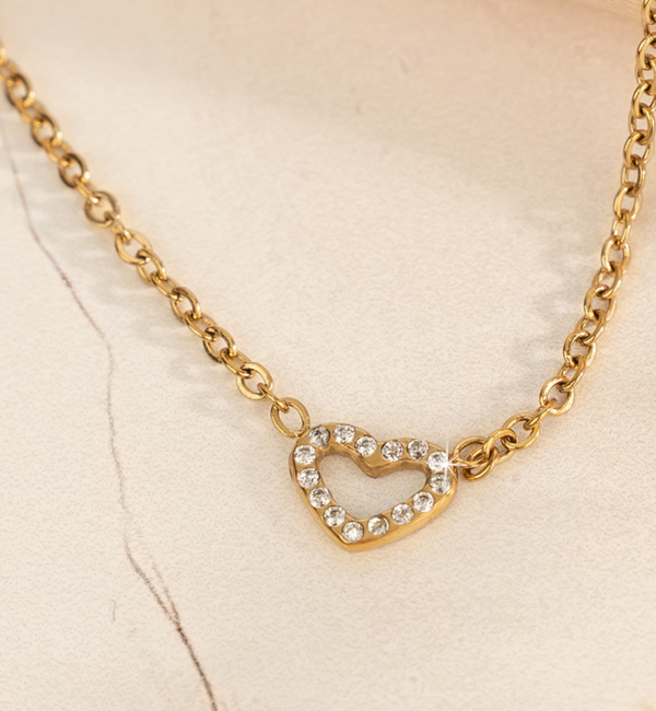 KAYA sieraden Minimalistische ketting met Kristal Hartje | Stainless steel