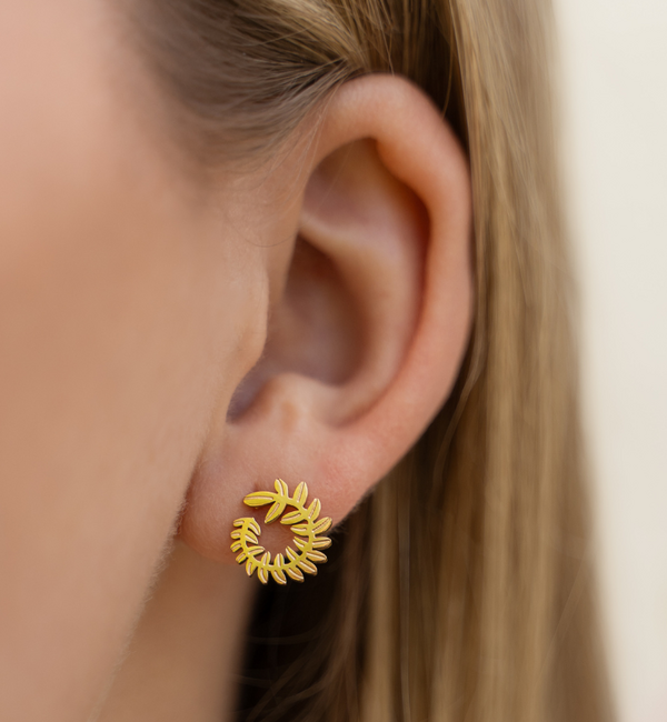 KAYA sieraden Stud Oorbellen Blaadje | Stainless Steel Goud