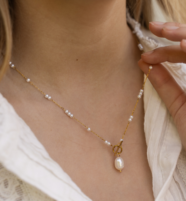 KAYA sieraden Minimalist necklace with pearls | Stainless steel