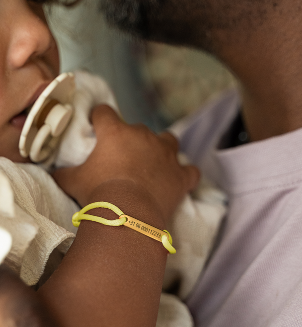 KAYA sieraden SOS Children's Bracelet with Phone Number | Neon Yellow | Stainless Steel