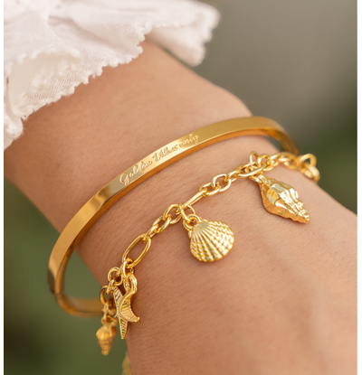 KAYA sieraden Armbanden Set Golden Vibes Only met Schelpjes