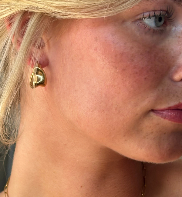 KAYA sieraden Bold Oorringen Open Ovaal  |  Stainless Steel Goud