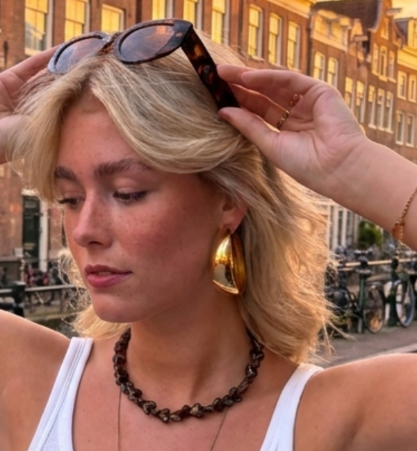 KAYA sieraden Bruine Ketting met Hartjes | Stainless steel