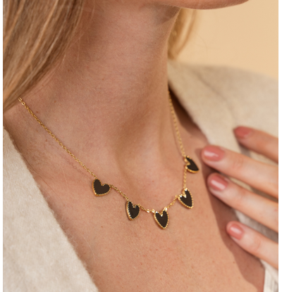 KAYA sieraden Delicate Necklace with Black Hearts