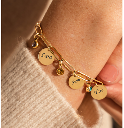KAYA sieraden Schakelarmband met Namen en Geboortestenen | Discs | Stel Zelf Samen