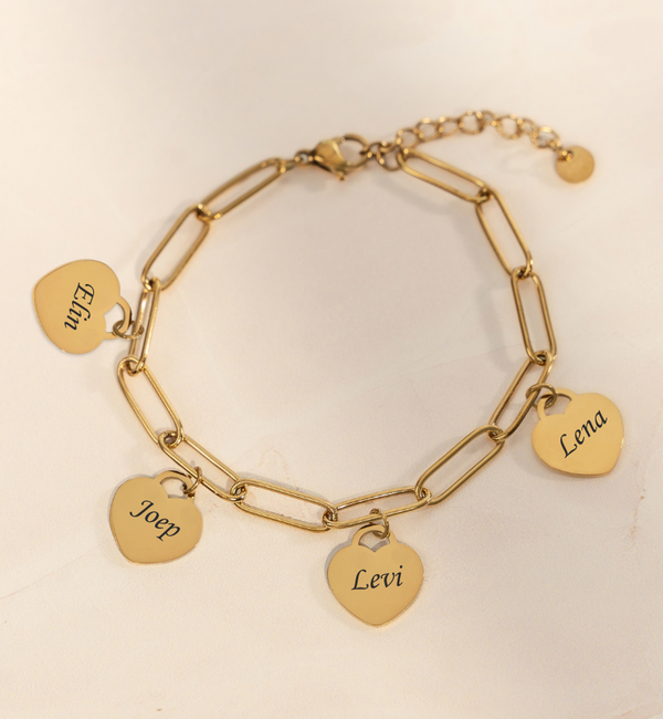 KAYA sieraden Schakelarmband  met Namen | 4 Hartjes | Stainless Steel