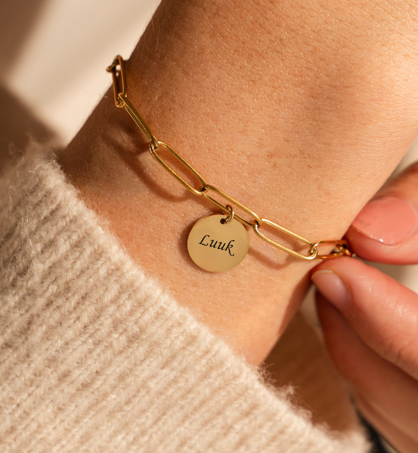 KAYA sieraden Link Bracelet with Names | Disc | Customize Your Own | Stainless Steel
